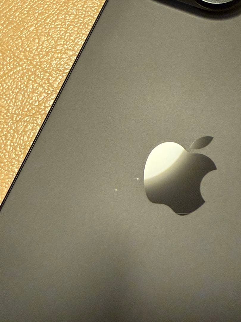 【美品】Apple iPhone15 ブラック128gb SIMフリー