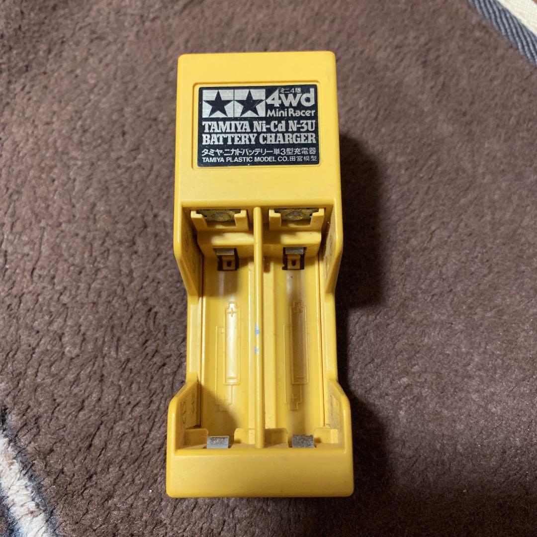 タミヤ ニカドバッテリー単3充電器
