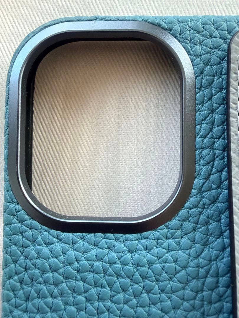 【iPhone17】ハンドル付き バックカバーケース シュリンクレザー