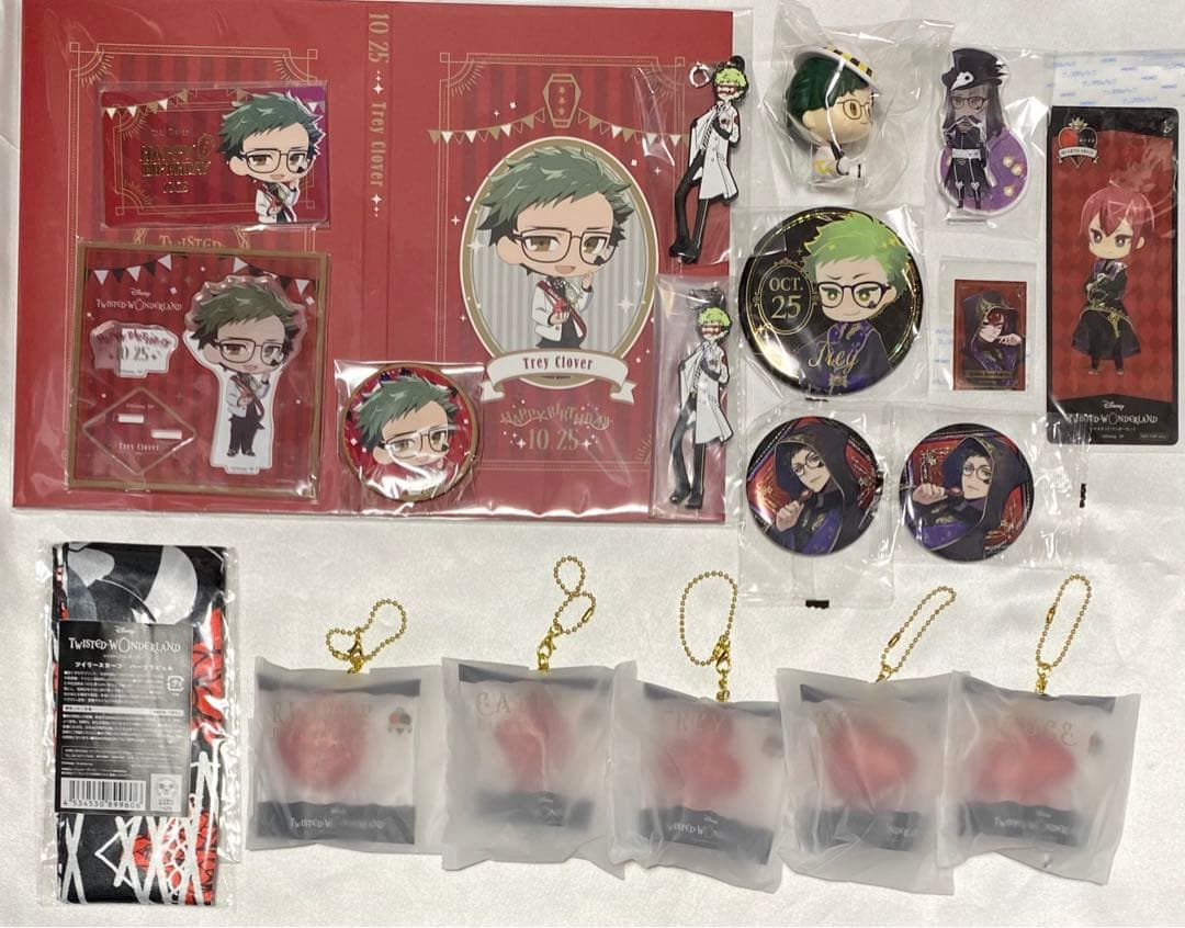 ツイステ　Q-pot アクスタ　缶バッジ　バースデー　ナムコ　イデア　フィギュア