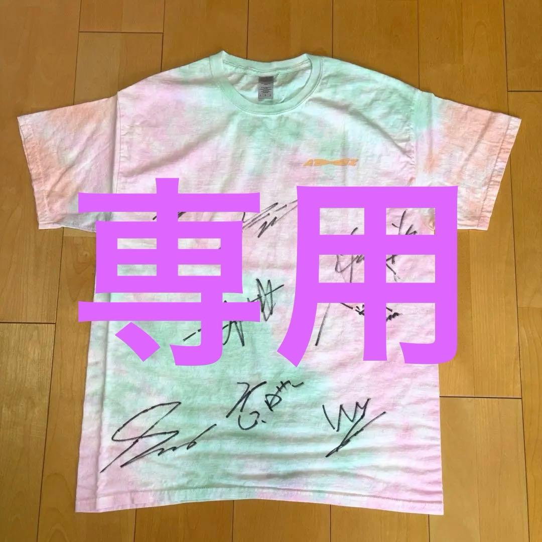 AN⭐︎ATEEZ 直筆サイン入りTシャツ