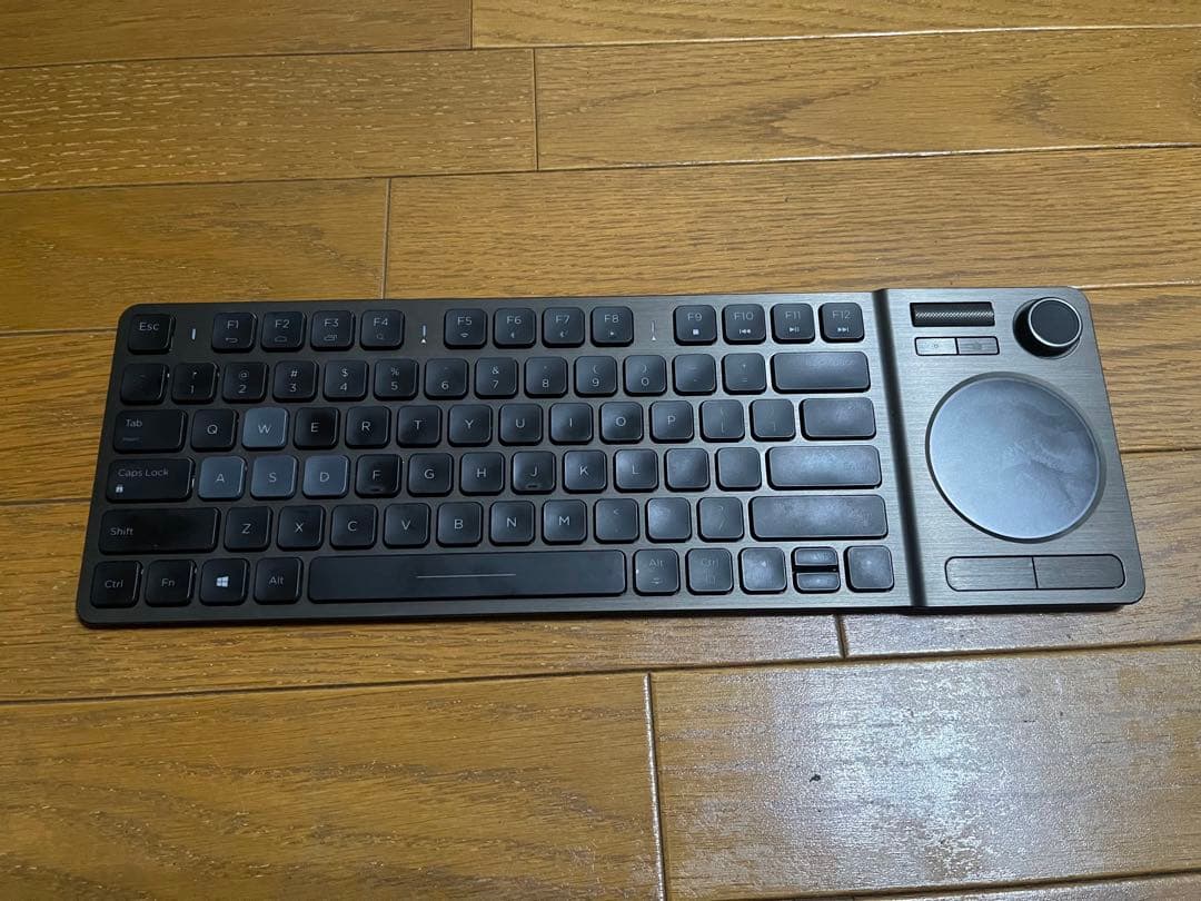 キーボード Corsair K83