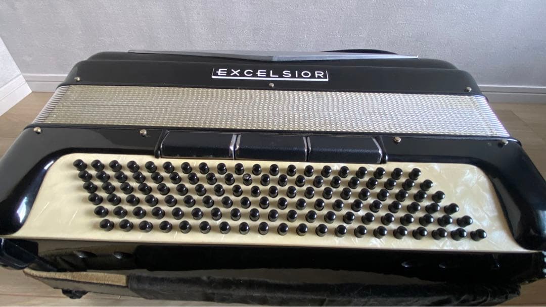 アコーディオン EXCELSIOR 320