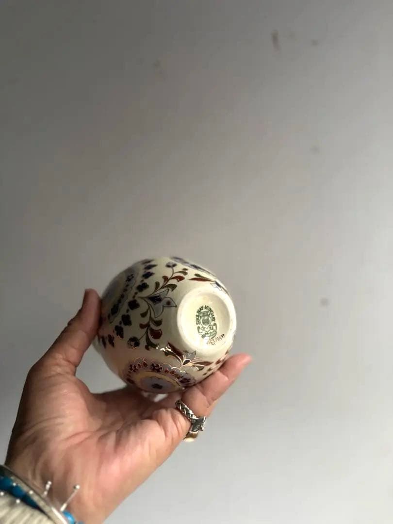 806ヴィンテージ Zsolnay ジョルナイ ハンガリー 美しい花瓶 BASE