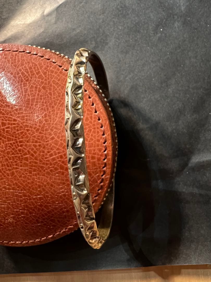 ナバホ族　Douglas Etsitt作　Sterling Silver