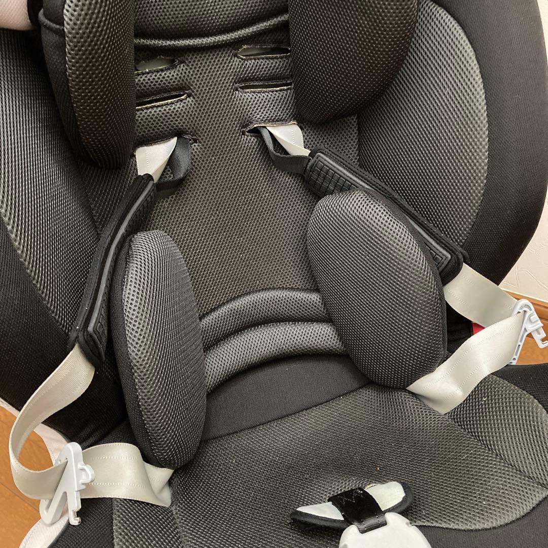 【エールべべ スイングムーン チャイルドシート】