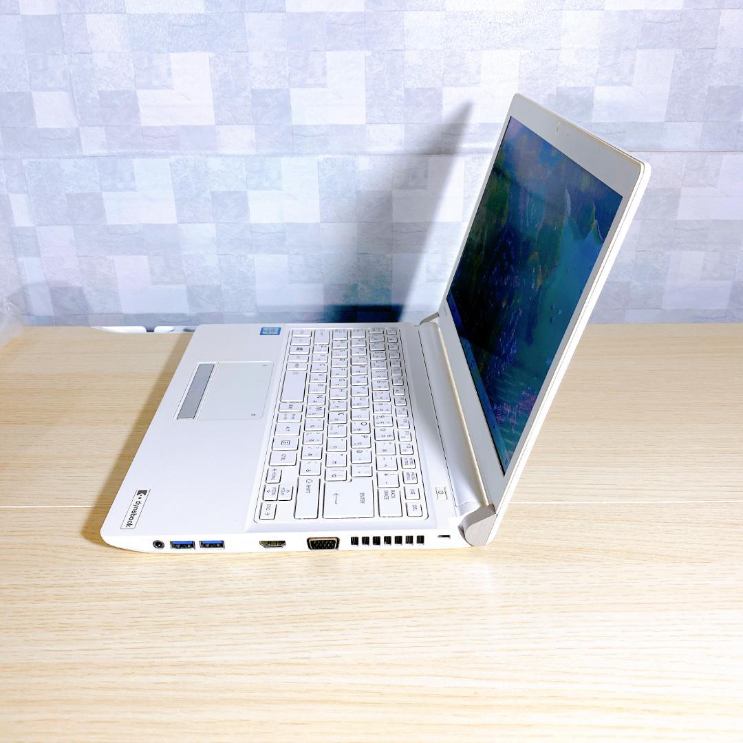 13,3インチ/SSD500GB/メモリ8GB/Corei3/薄型ノートパソコン