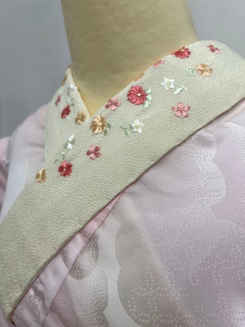 振り袖　フルセット　長襦袢付　赤　金彩加工　パールトーン　刺繍入り　522