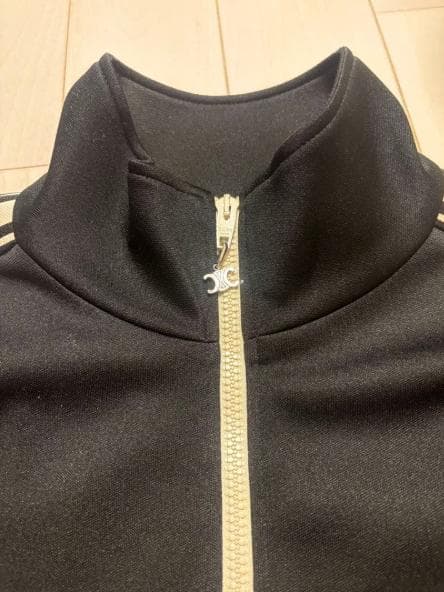 早い者勝ち！CELINE ブラック ジップアップジャケット