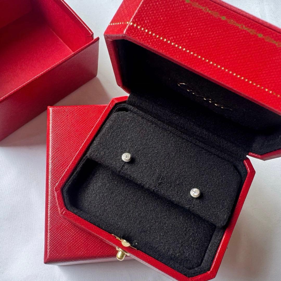 カルティエ ダムール イヤリング (ピアス) ノーマルサイズ ホワイトゴールド