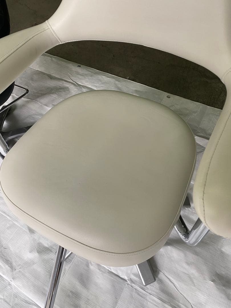 スタイリングチェア　美容室　椅子　セット椅子　カットチェア