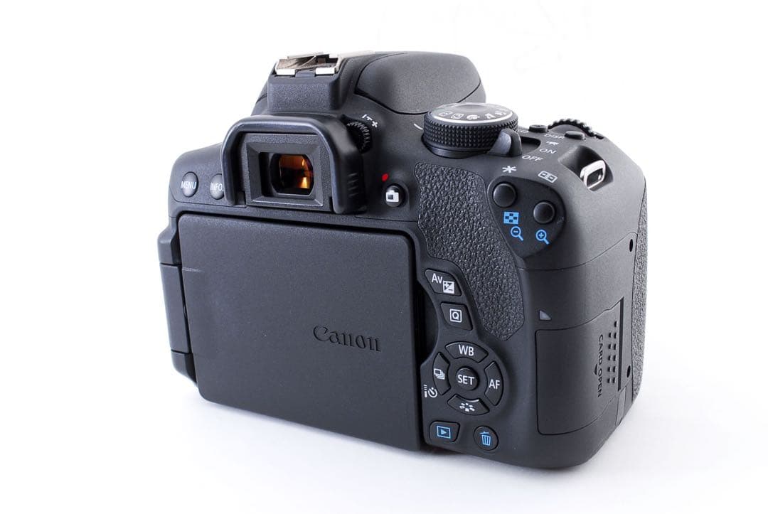 デジタル一眼レフカメラ/canon kiss x8i標準レンズセット