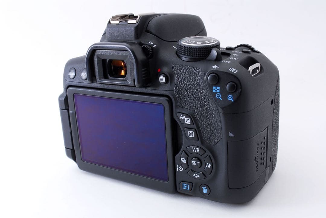 デジタル一眼レフカメラ/canon kiss x8i標準レンズセット