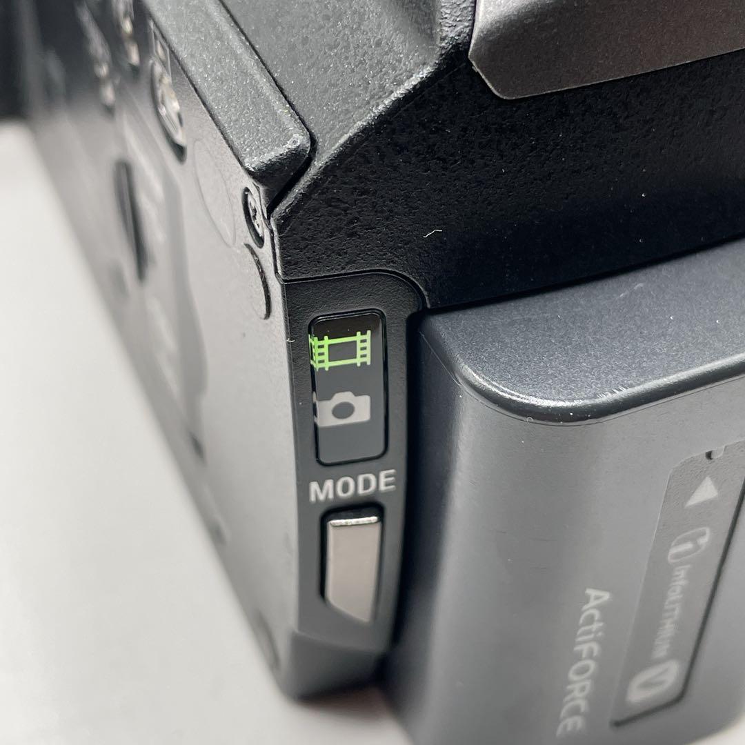 ジャンク品　SONY HDR-CX720V 通電　バッテリー付き