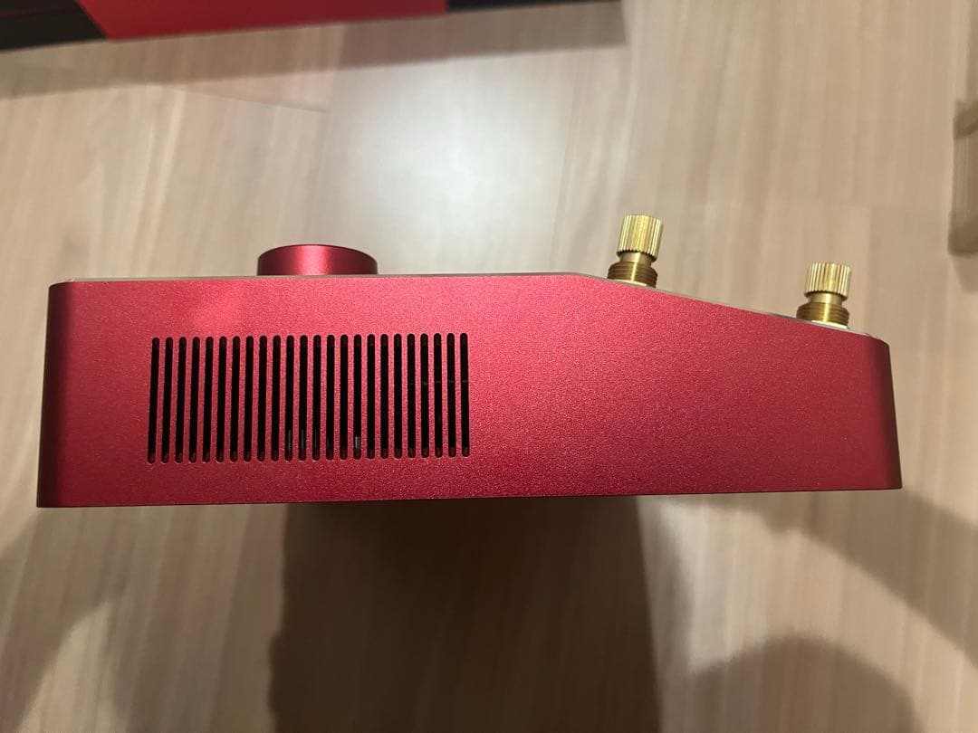 Quad Cortex Limited Edition Red/Gold おまけ