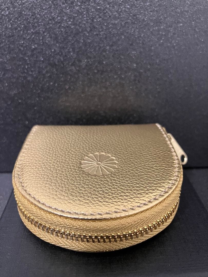 皇居　ケース【ゴールド】新品未使用