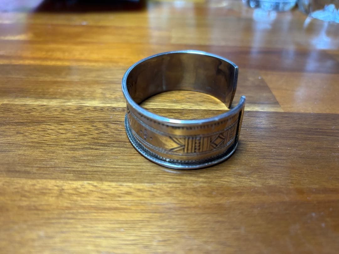 トゥアレグ族　シルバー　バングル　本物