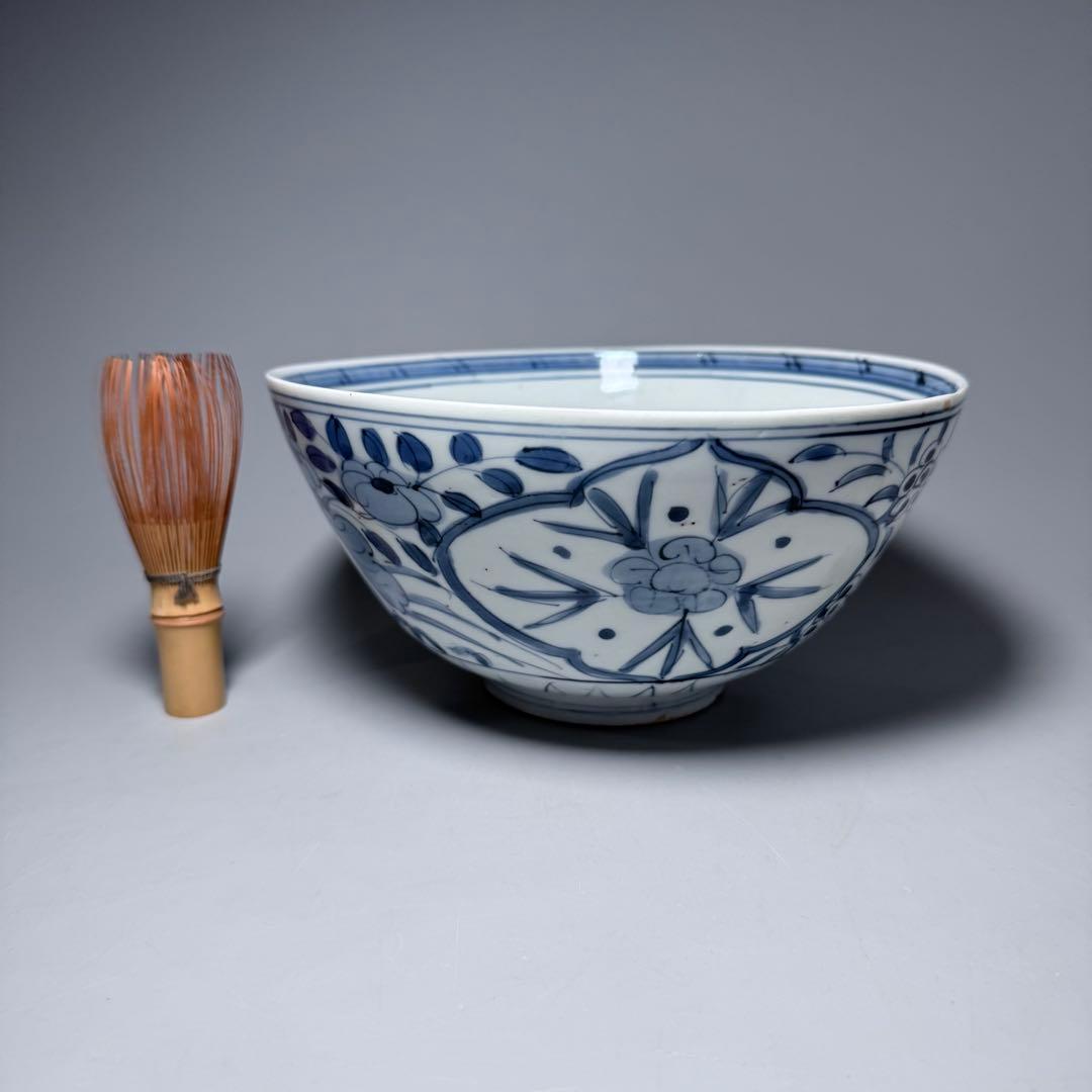 古伊万里　染付牡丹唐草文鉢　1600年代後半　薄造　上品な呉須　器を楽しむ