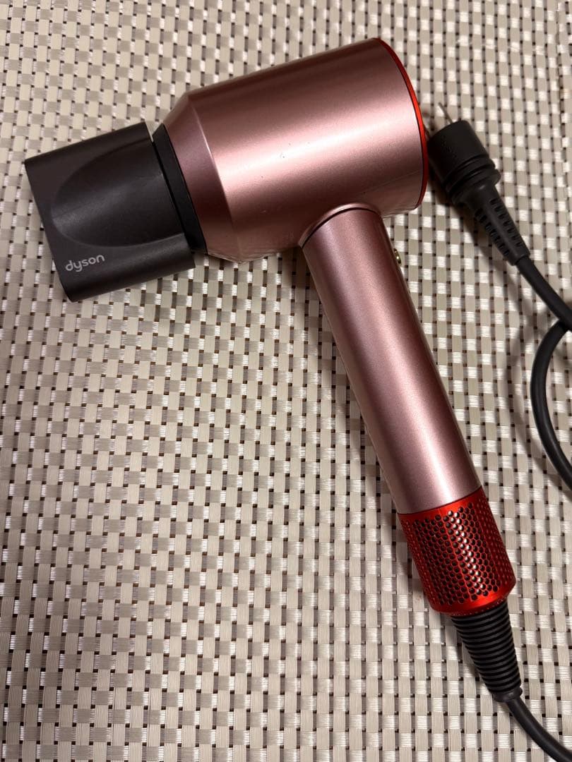 Dyson Supersonic（国内正規品） さくらロゼ　ヘアドライヤー