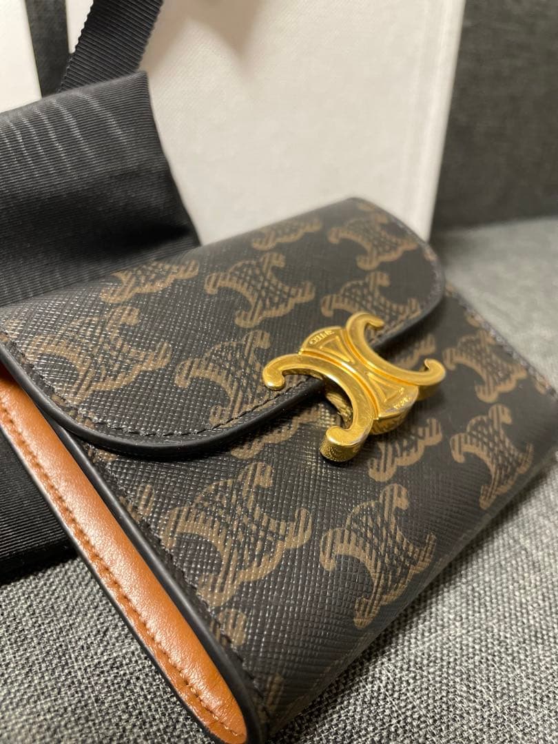 CELINE 財布 スモール フラップウォレット トリオンフキャンバス セリーヌ