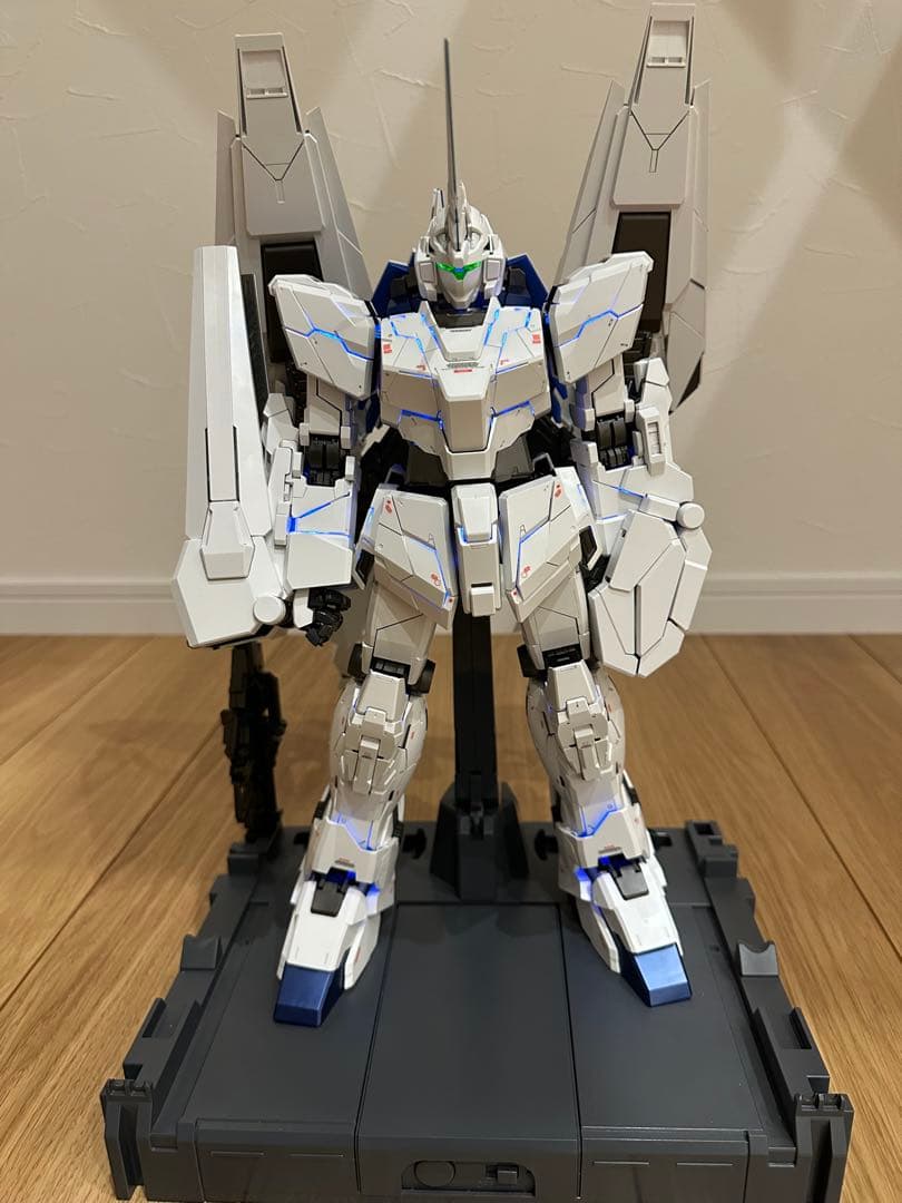 PG 1/60ユニコーンガンダムぺルフェクティビリティ完成品(LEDユニット有)