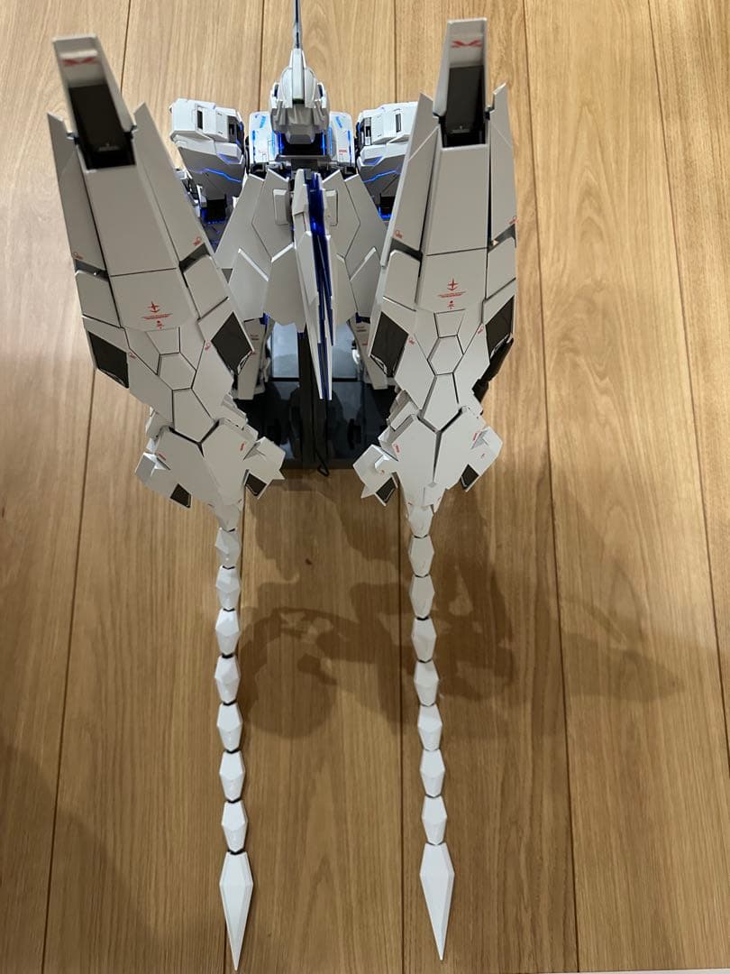 PG 1/60ユニコーンガンダムぺルフェクティビリティ完成品(LEDユニット有)