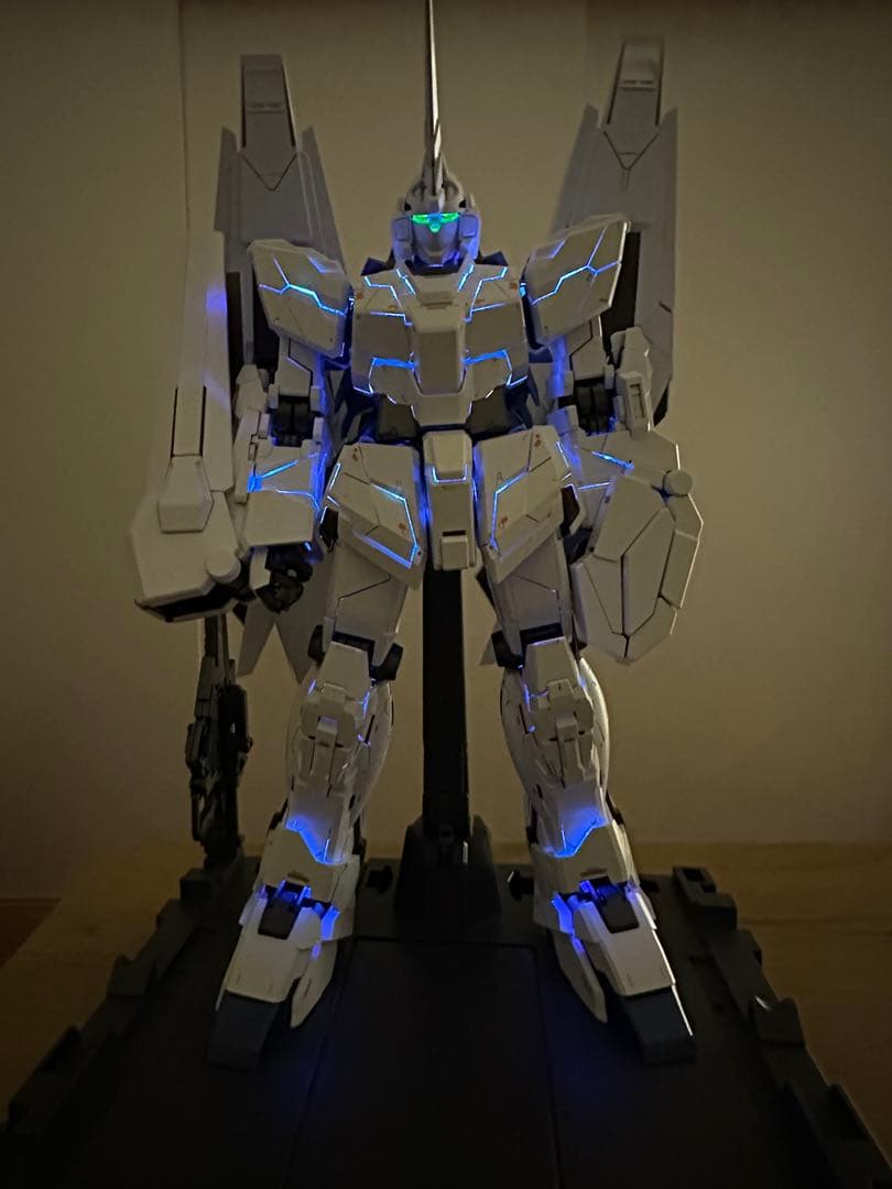 PG 1/60ユニコーンガンダムぺルフェクティビリティ完成品(LEDユニット有)