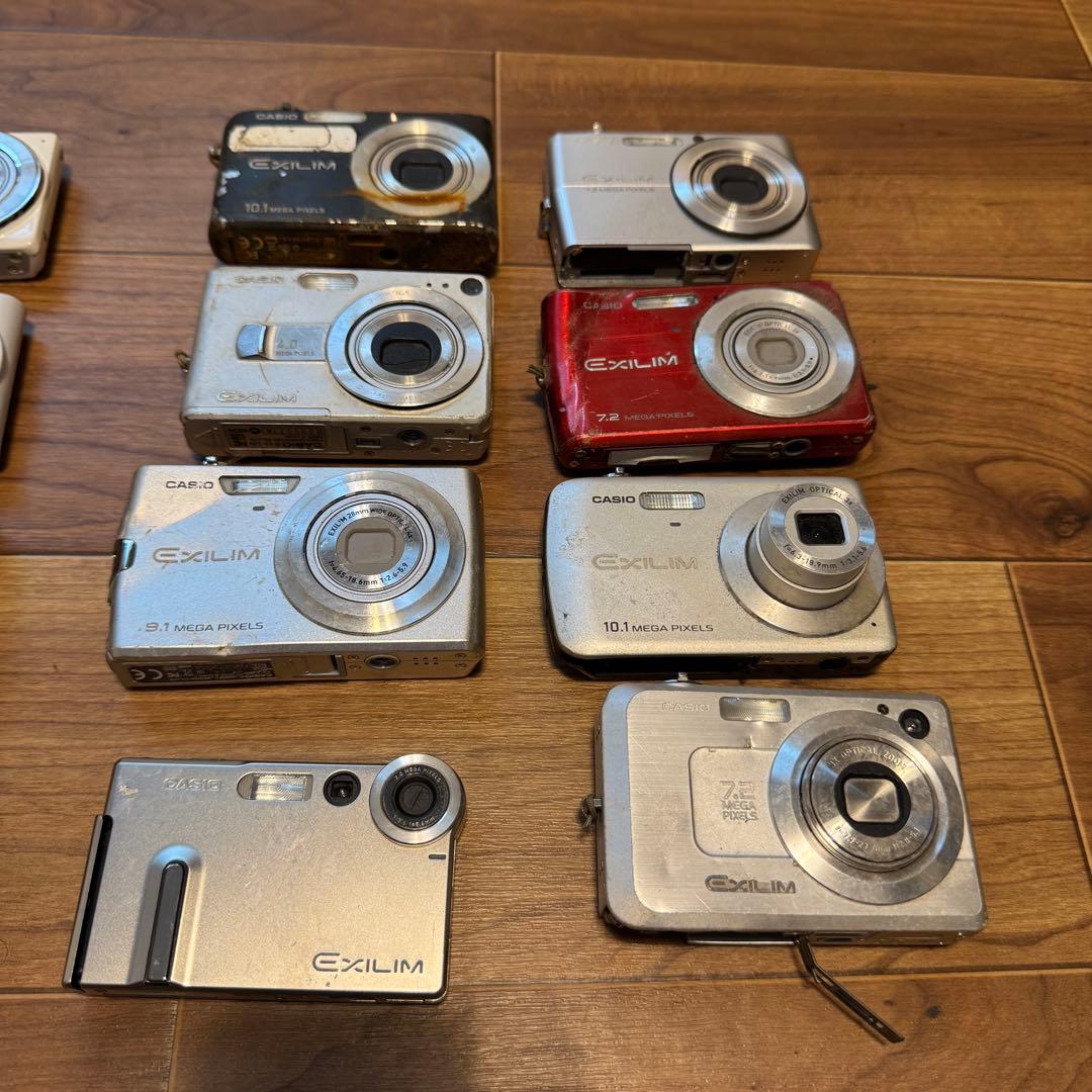 d*9様 ジャンク16台セット CASIO EXILIM デジタルカメラ