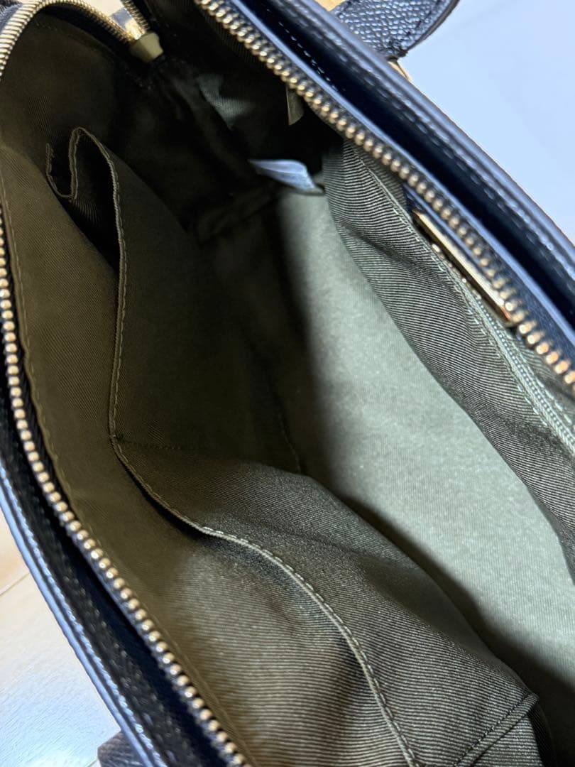 DIANA ブガッティ バック