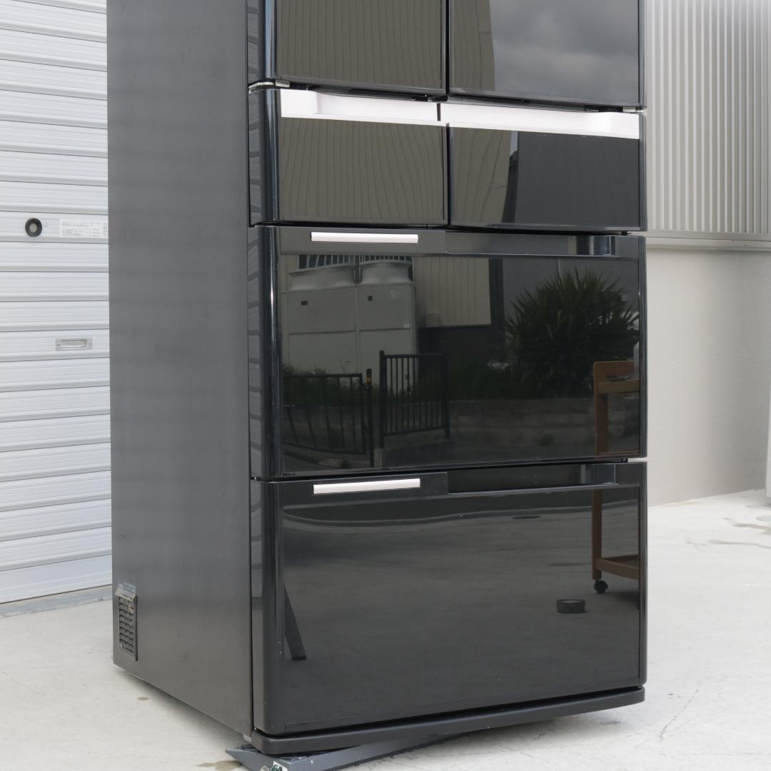 日立 565L 6ドア 冷蔵庫 観音開き 真空チルド R-B5700