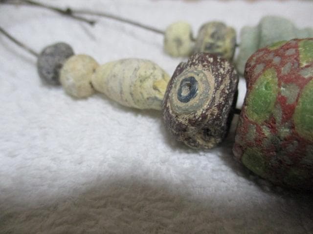 初期トンボ玉等沢山　超貴重　Q59-2