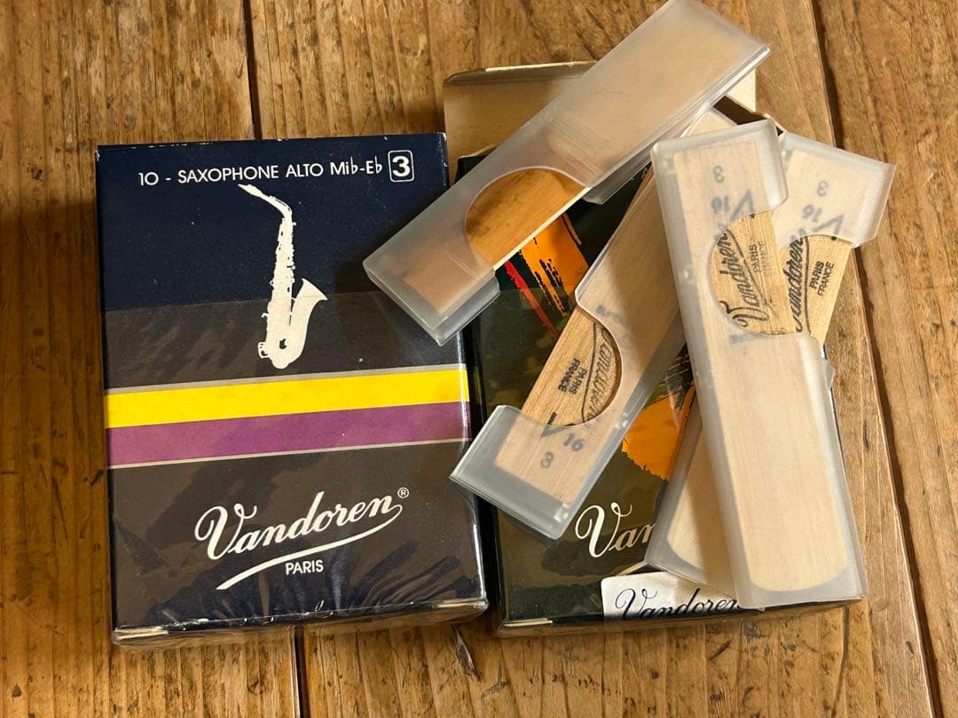 ヤマハ　アルトサックス YAS-275