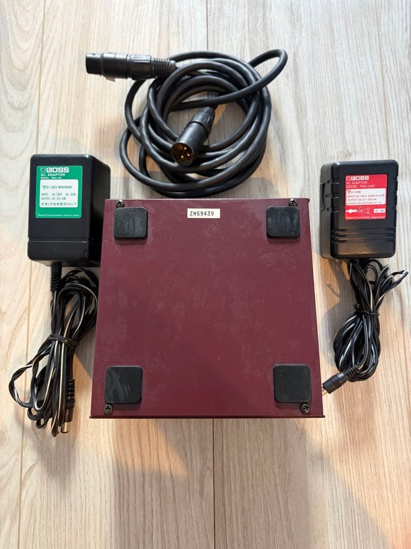 BOSS AD-5 アコースティック用プリアンプ