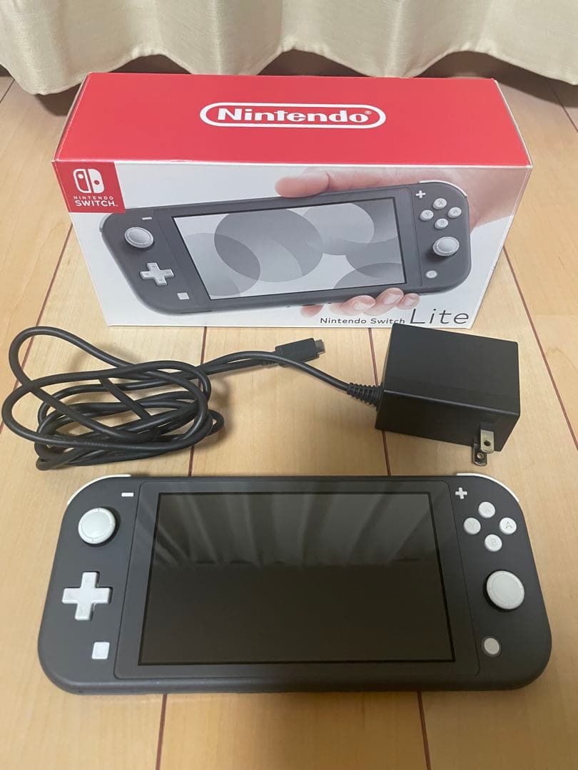 Nintendo Switch LITE スイッチライト