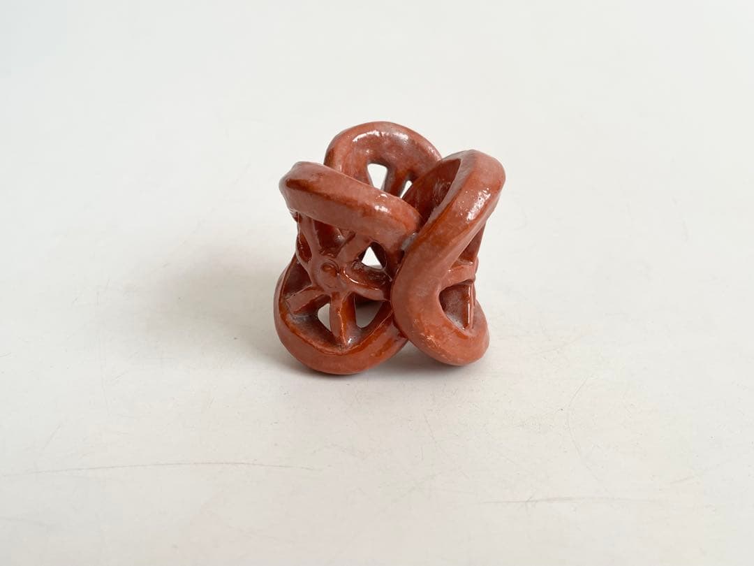 陶芸家　伊東桂楽　赤　三ツ輪　蓋置　茶道具　共箱　楽焼　赤楽