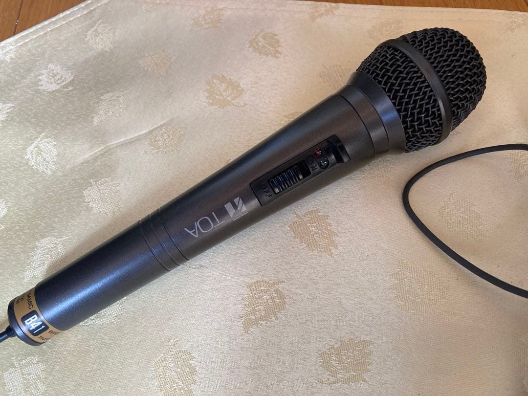 TDA B42 ワイヤレスマイクシステム