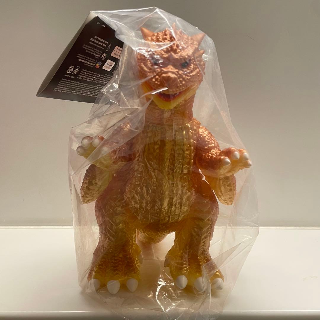 メディコムトイ いにしえの 黄金竜王 ゴルドラア 安楽安作 ソフビ フィギュア