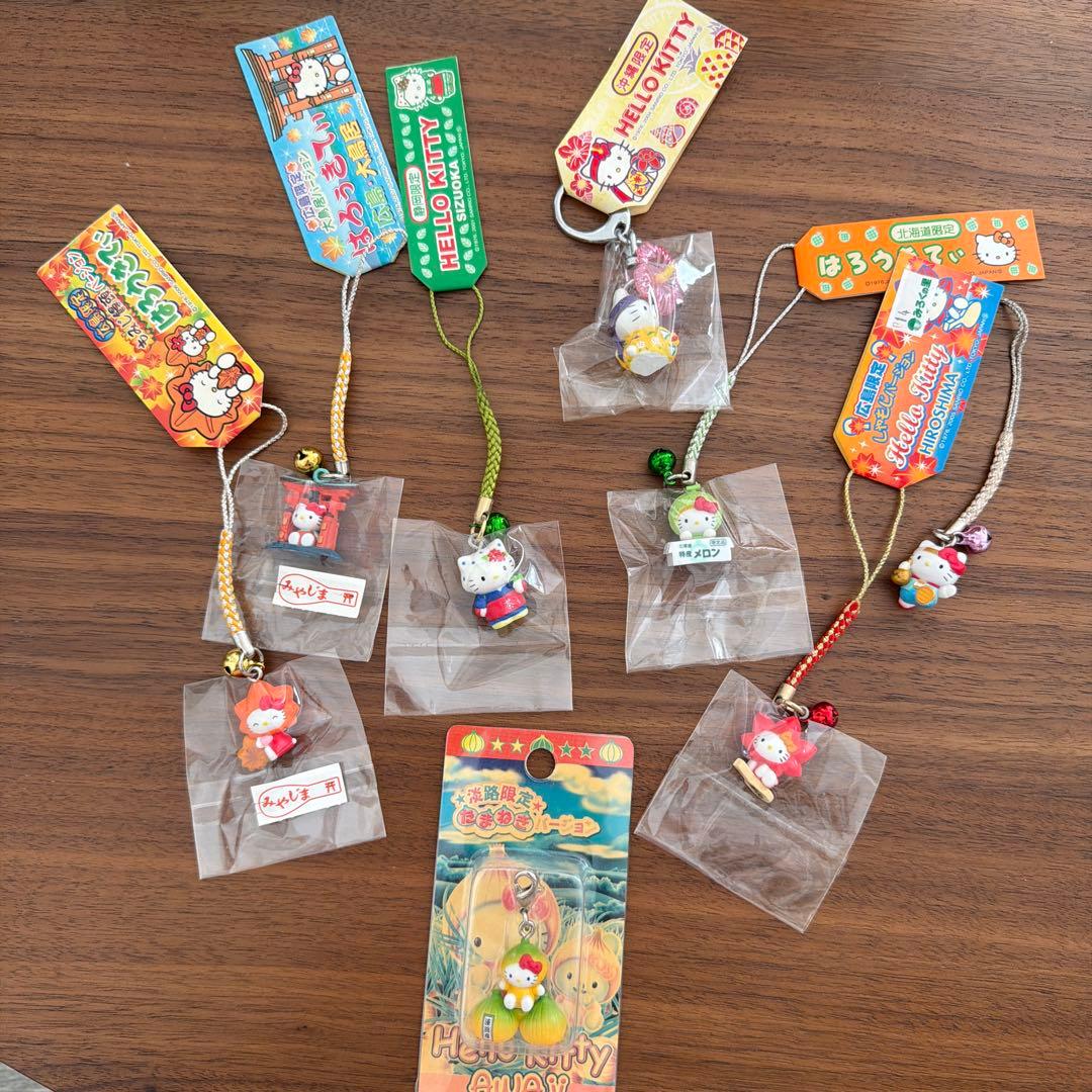 ご当地ハローキティ 根付け・ストラップ 8個セット