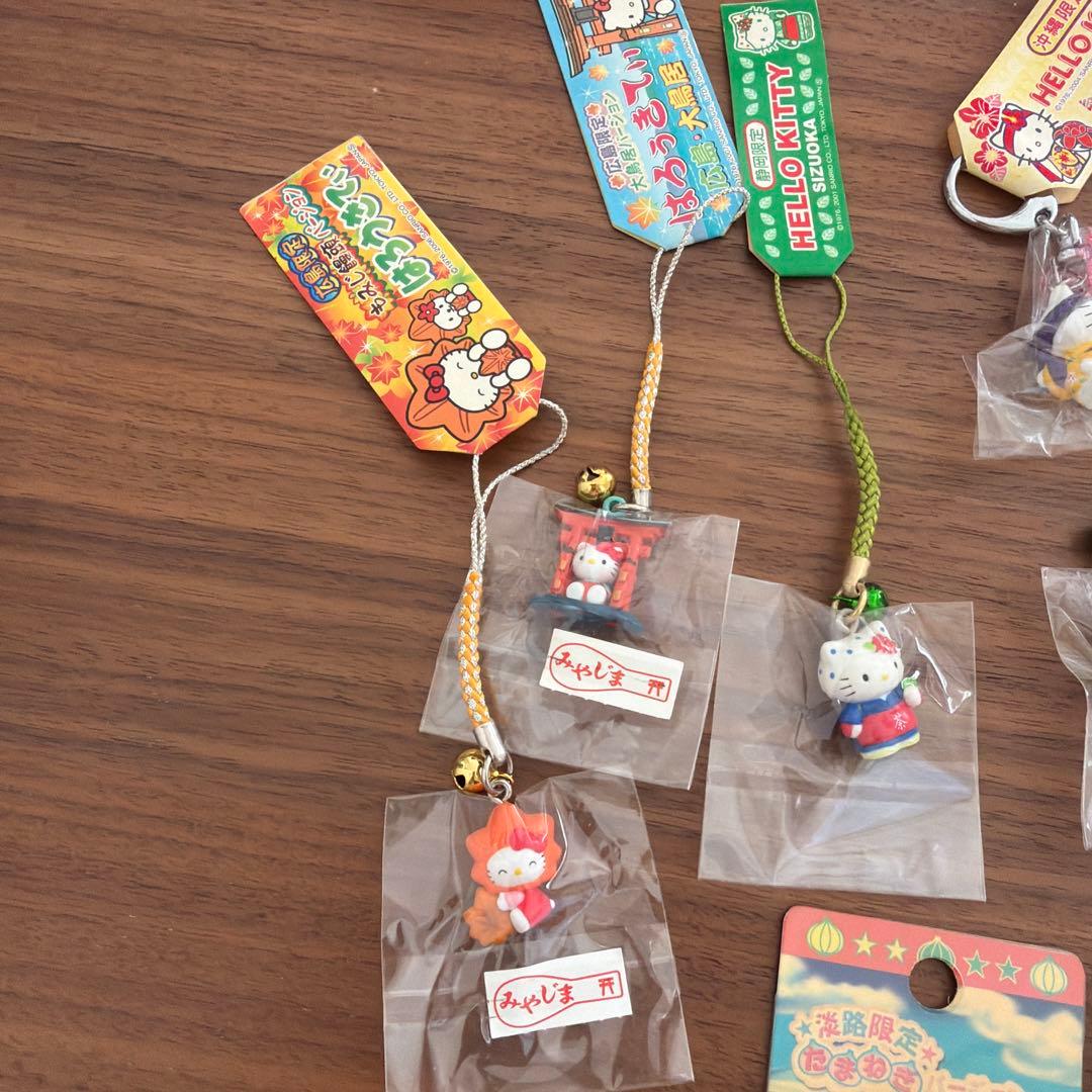 ご当地ハローキティ 根付け・ストラップ 8個セット