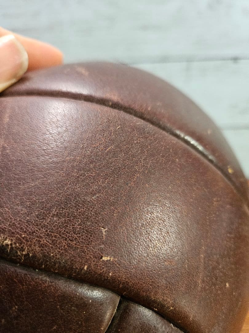 アンティーク 古いサッカーボール 本革製 レザー フットボール ヴィンテージ