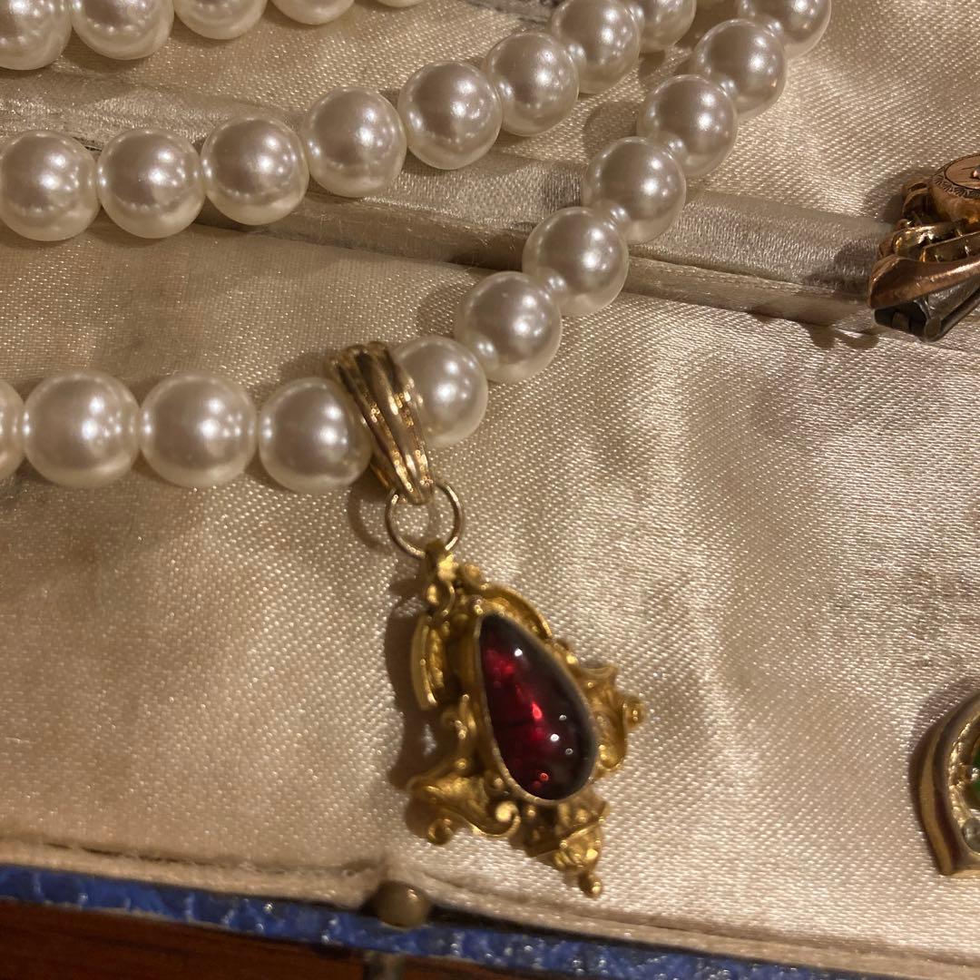 ガーネットウォッチピン　アンティーク