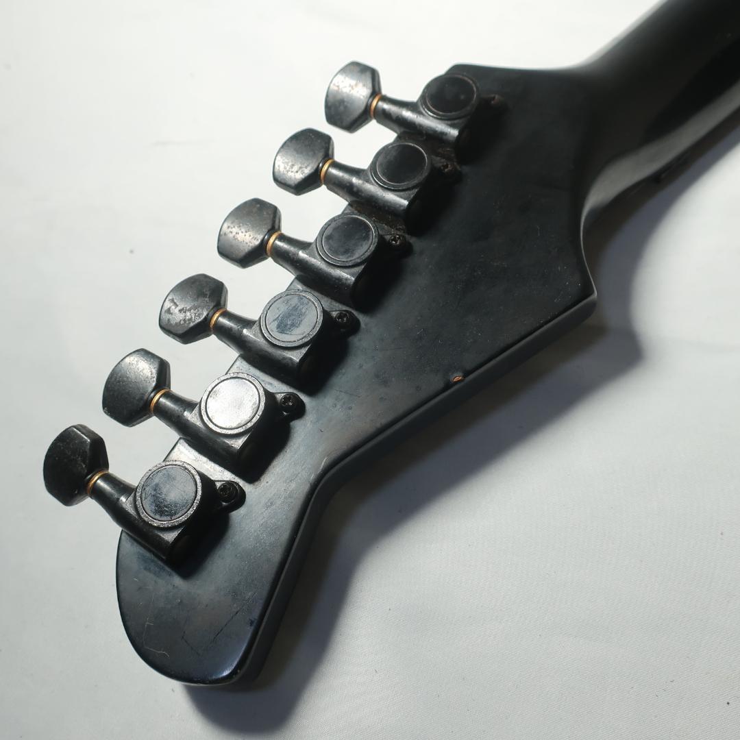 FERNANDES ギター オールブラック仕様 ボディクラッシャーブリッジ搭載