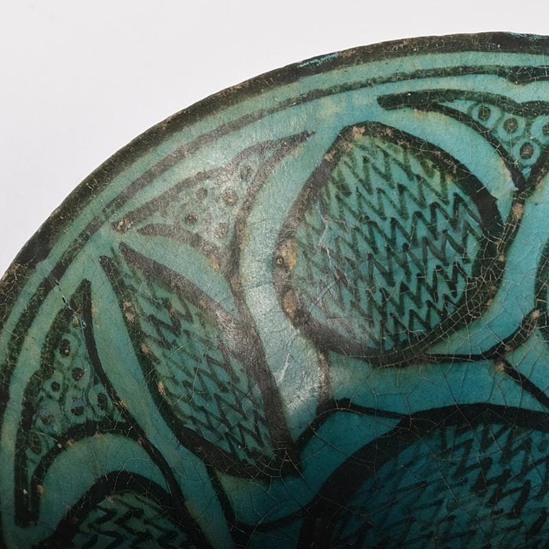 ペルシャ陶器　二シャプール出土　十世紀　青釉黒彩鉢　時代箱付　V　R8419