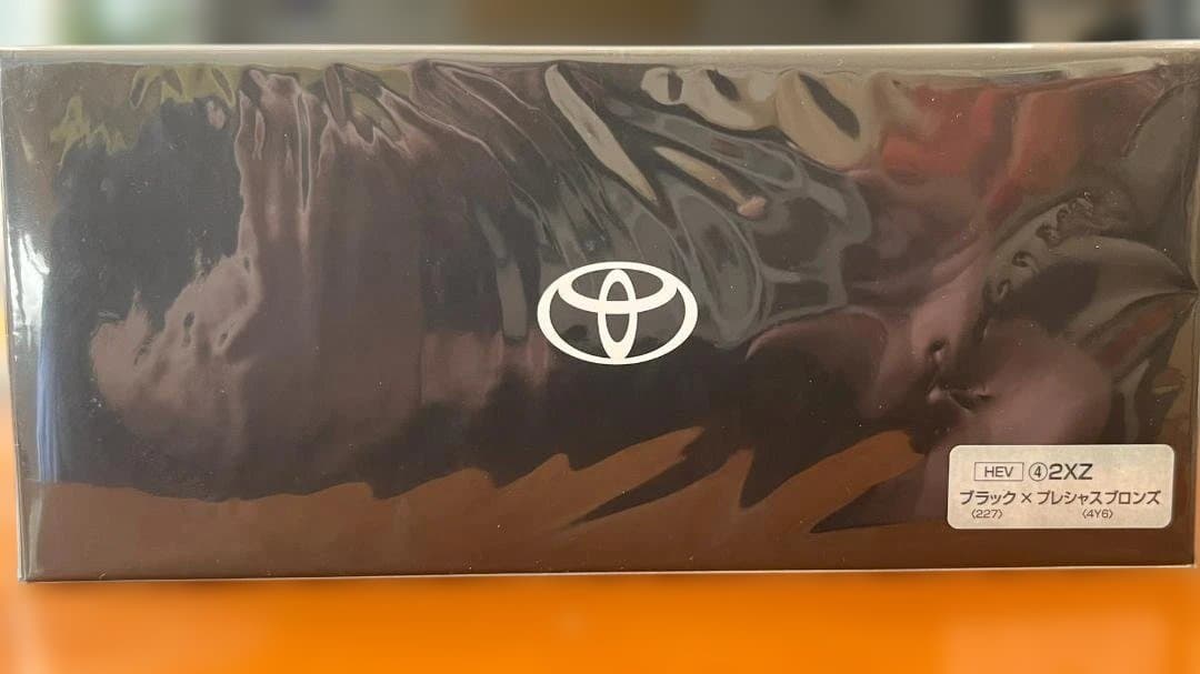 トヨタクラウンエステート プレシャスブロンズ トヨタ純正色見本販売店用 1台