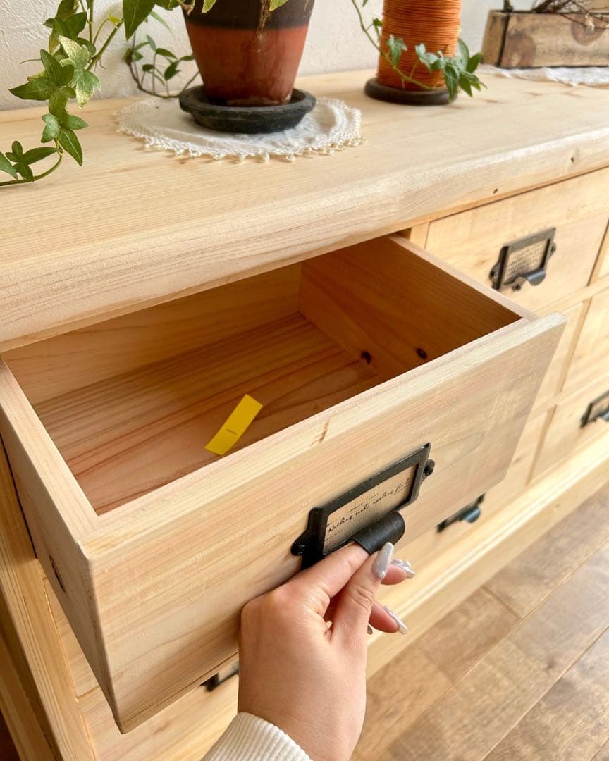 国産ひのき使用　オシャレ取手9杯チェスト