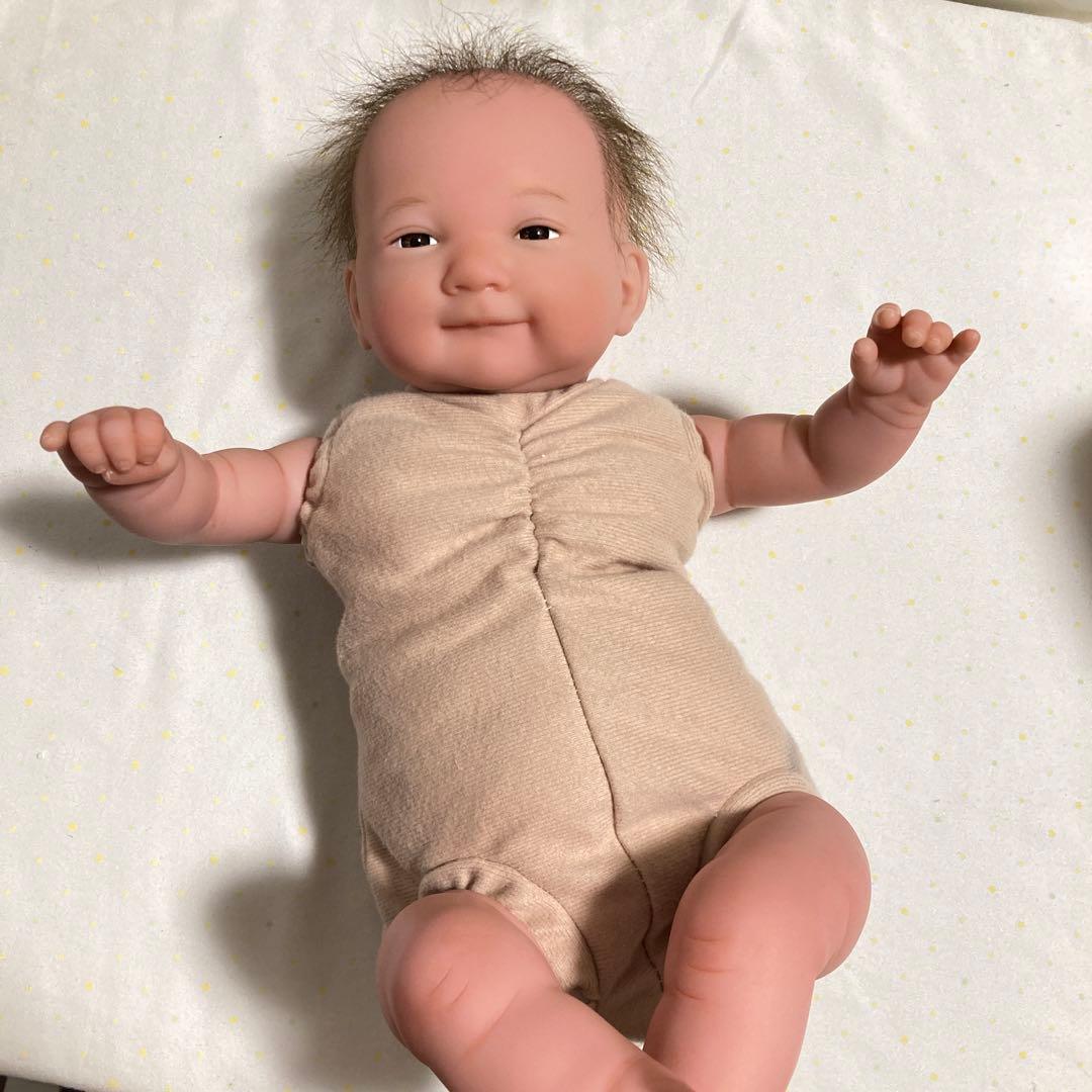赤ちゃん　お人形　笑顔　リボーンドール　低体重児　小さめ　reborn doll