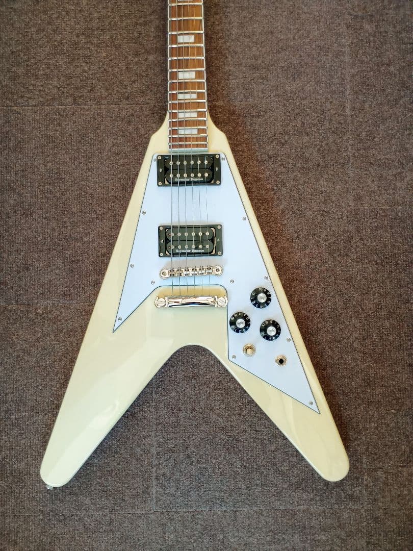 （今週末まで）EdwardsフライングV　E-FV-120D