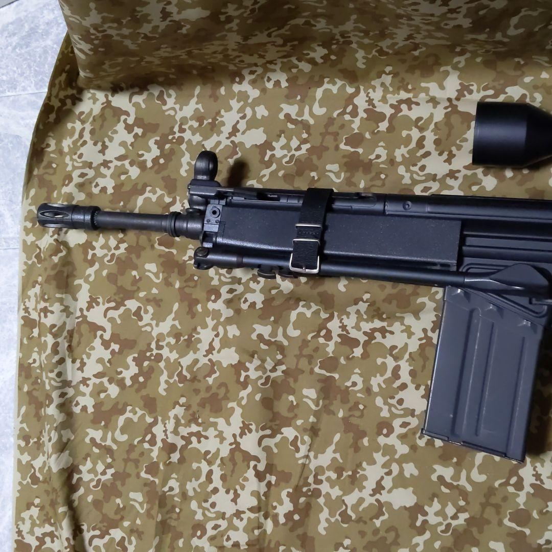 長くて、重い銃