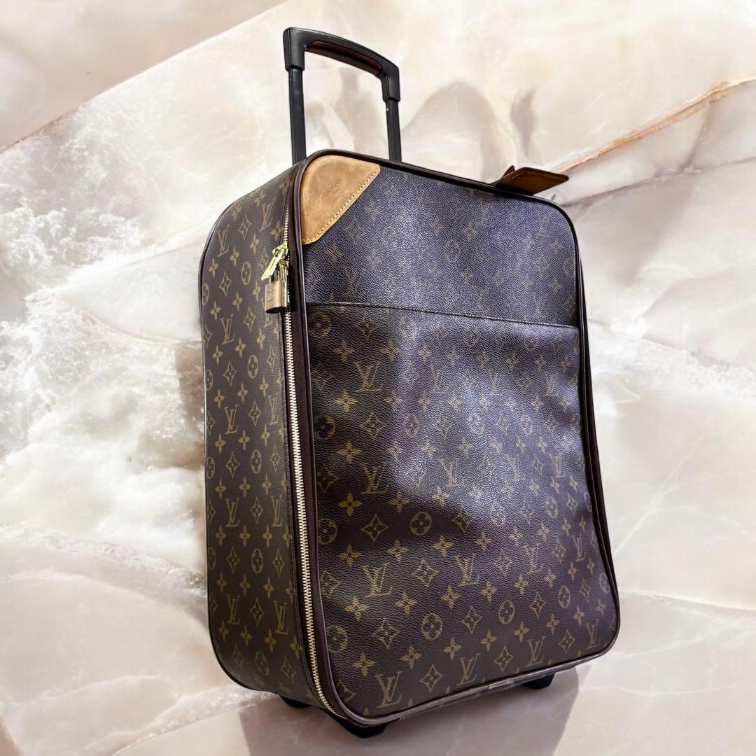 ルイヴィトン　スーツケース　ぺガス45 モノグラム 2輪　キャリーケース