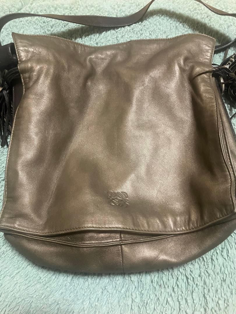 ロエベアナグラム ショルダーバッグ ナッパレザー